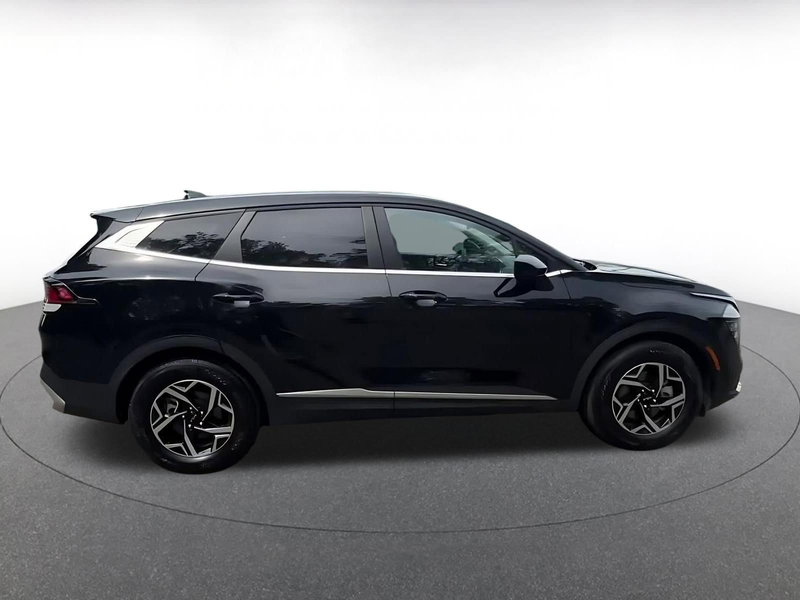 Thumbnail: 2025 Kia Sportage - 16