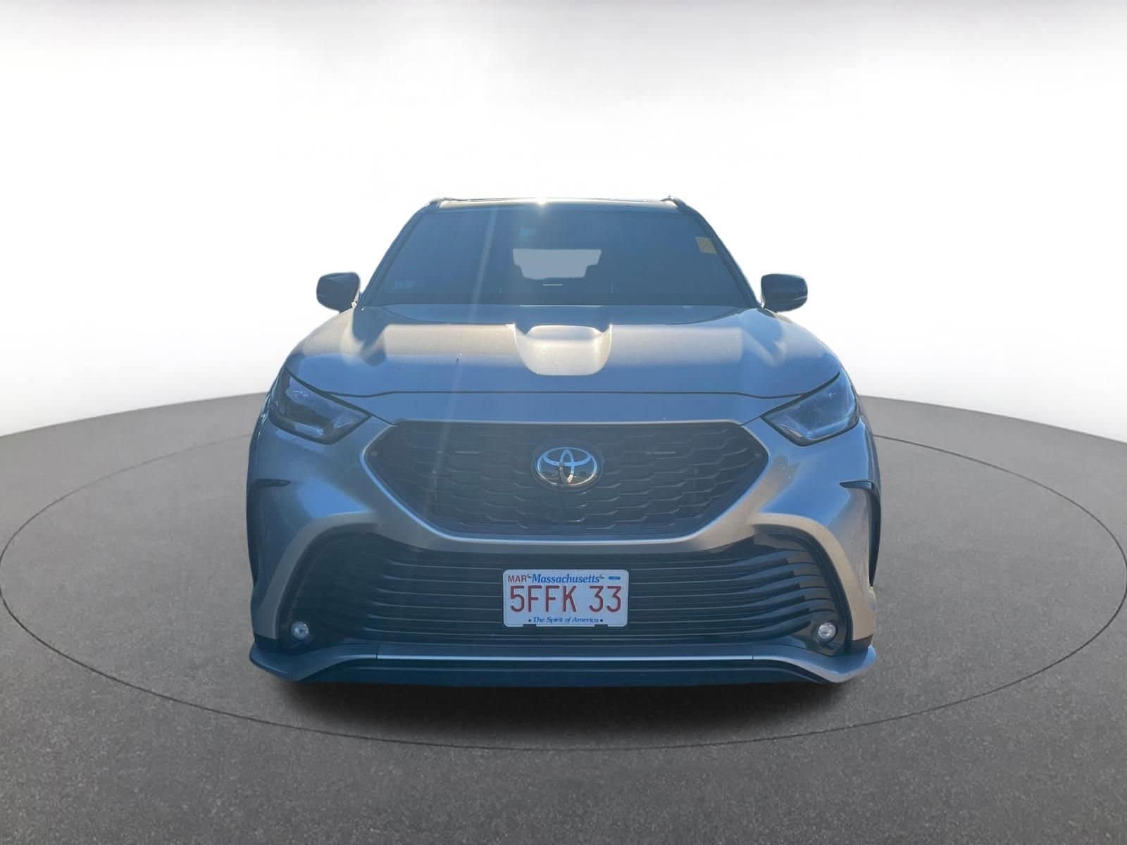 Thumbnail: 2025 Toyota Highlander - 4