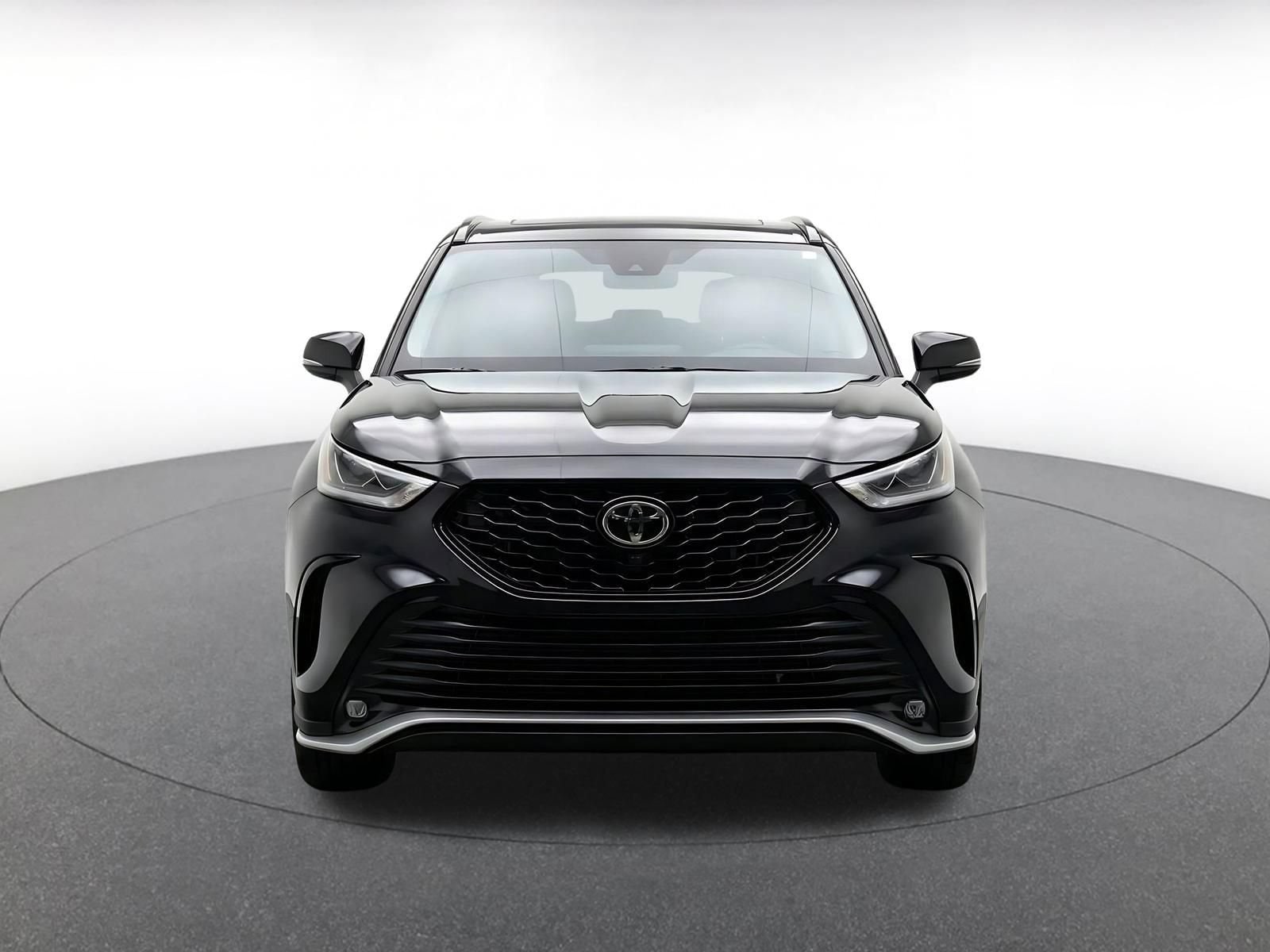 Thumbnail: 2025 Toyota Highlander - 2