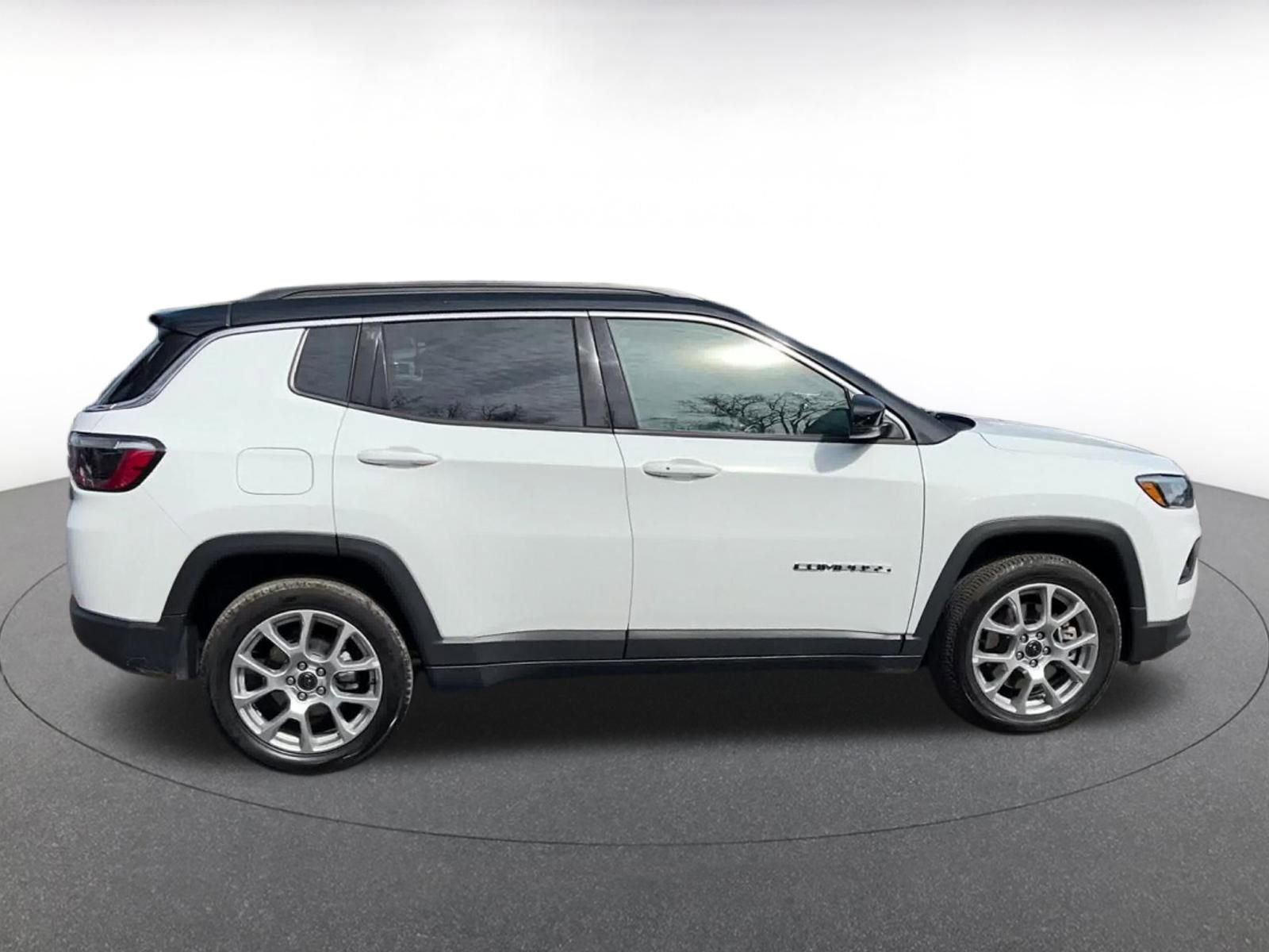 Thumbnail: 2025 Jeep Compass - 16