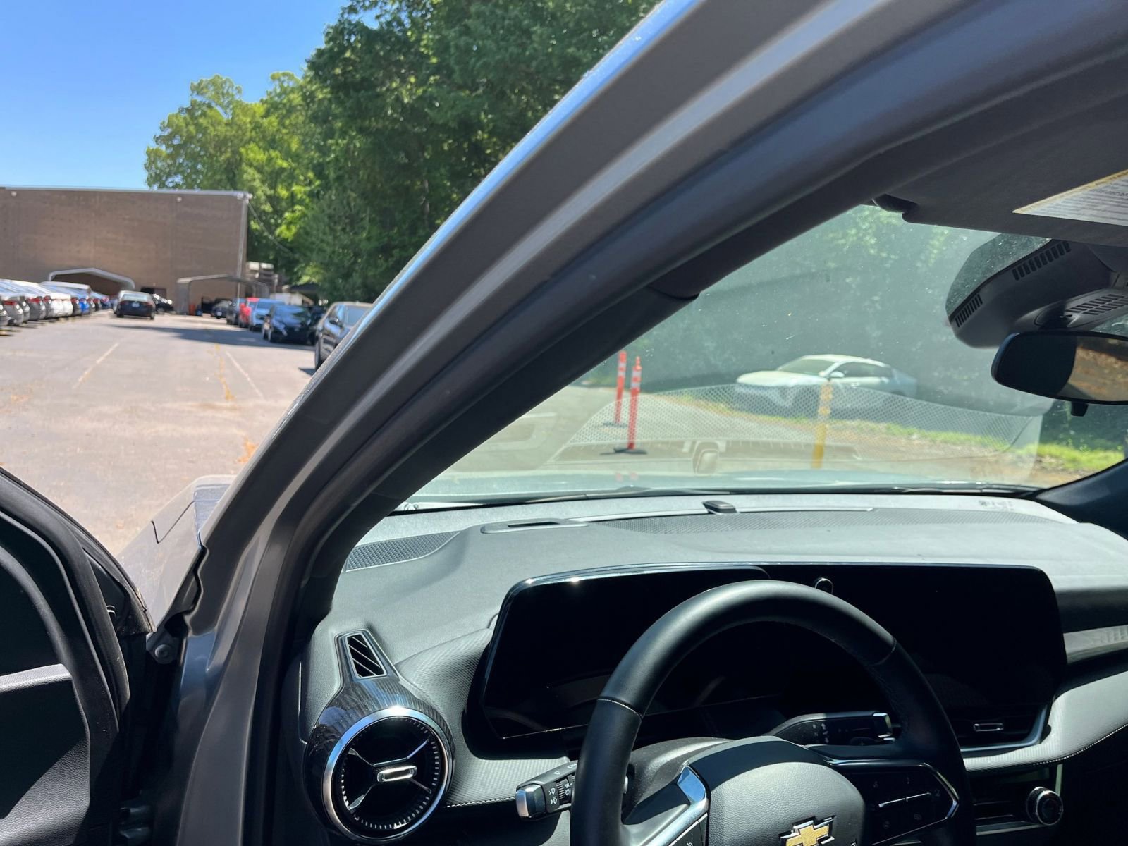 Thumbnail: 2025 Chevrolet Equinox - 34