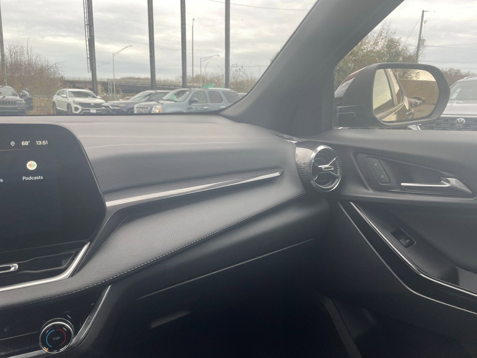 Thumbnail: 2025 Chevrolet Equinox - 31