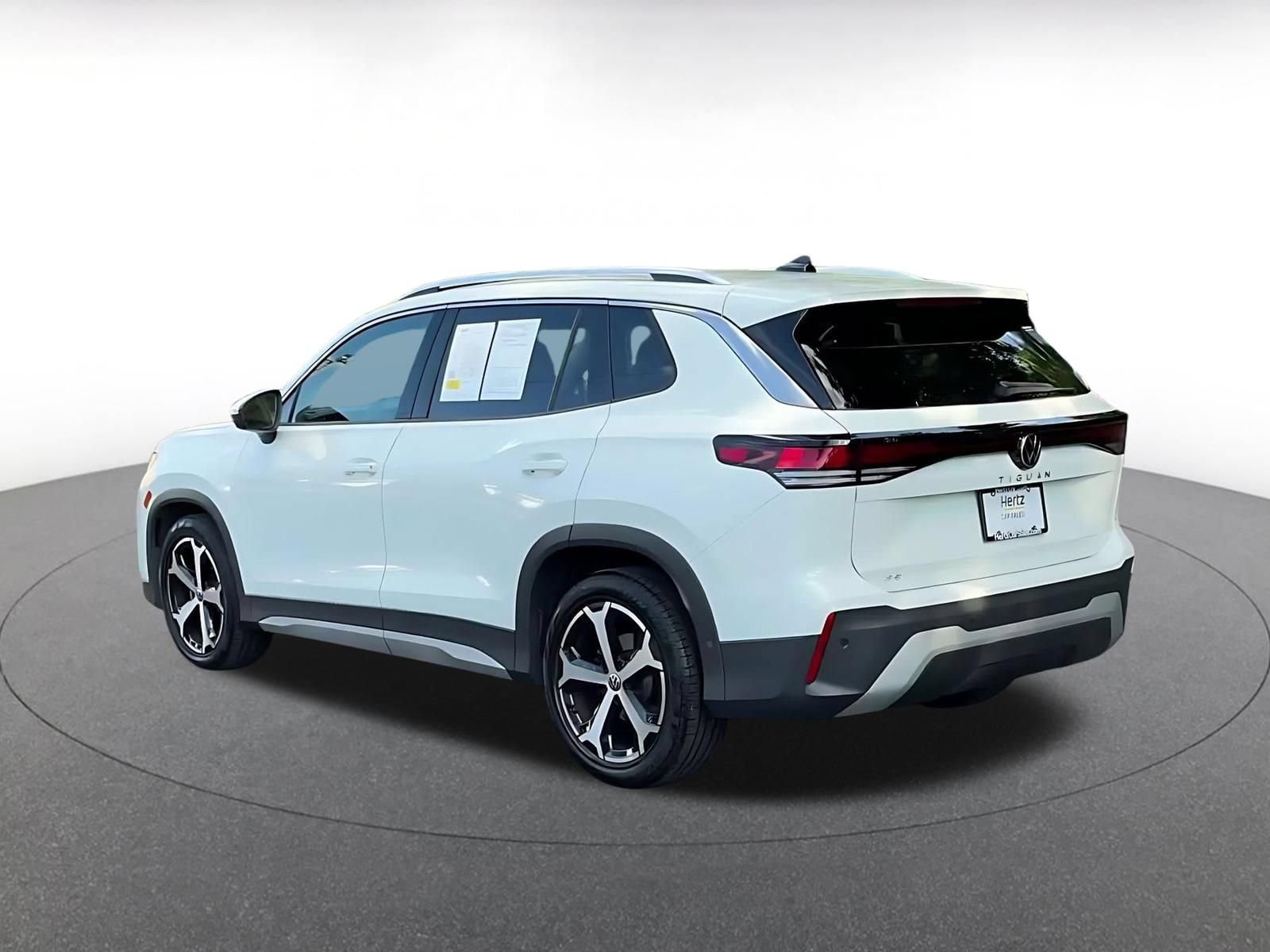 Thumbnail: 2026 Volkswagen Tiguan - 11
