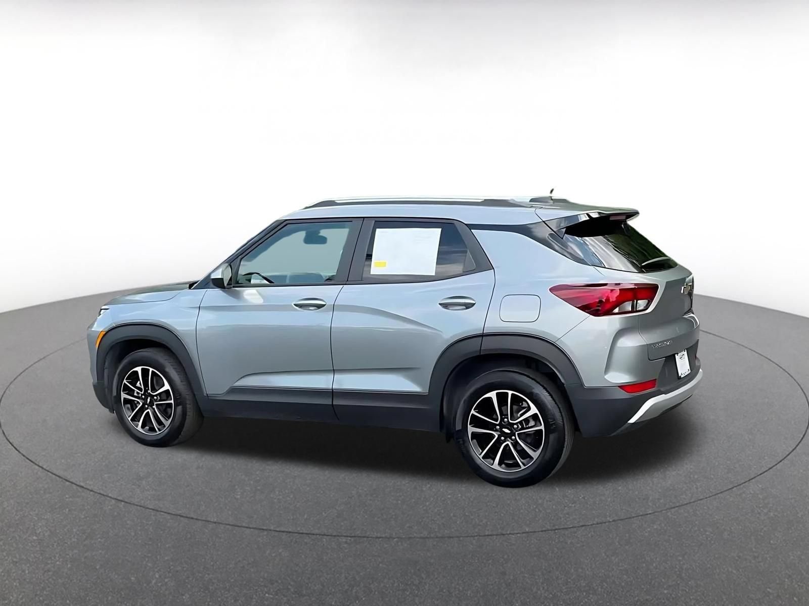 Thumbnail: 2025 Chevrolet TrailBlazer - 15
