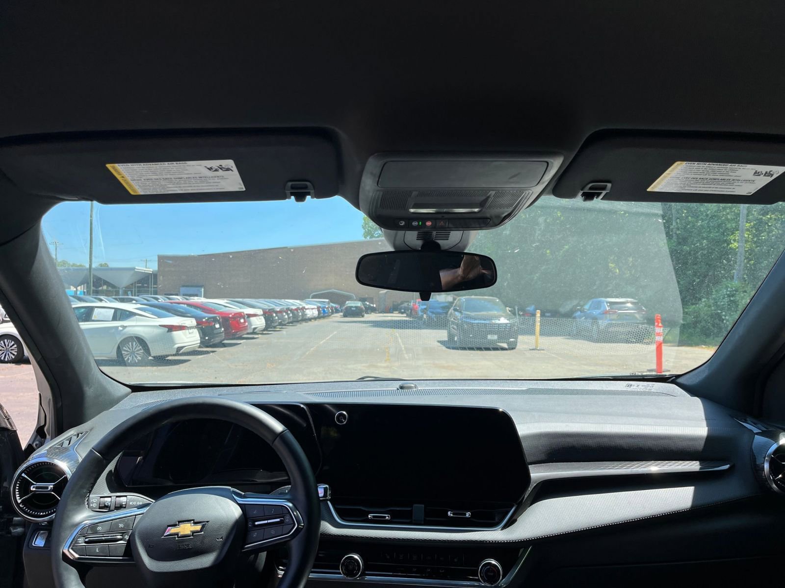 Thumbnail: 2025 Chevrolet Equinox - 33