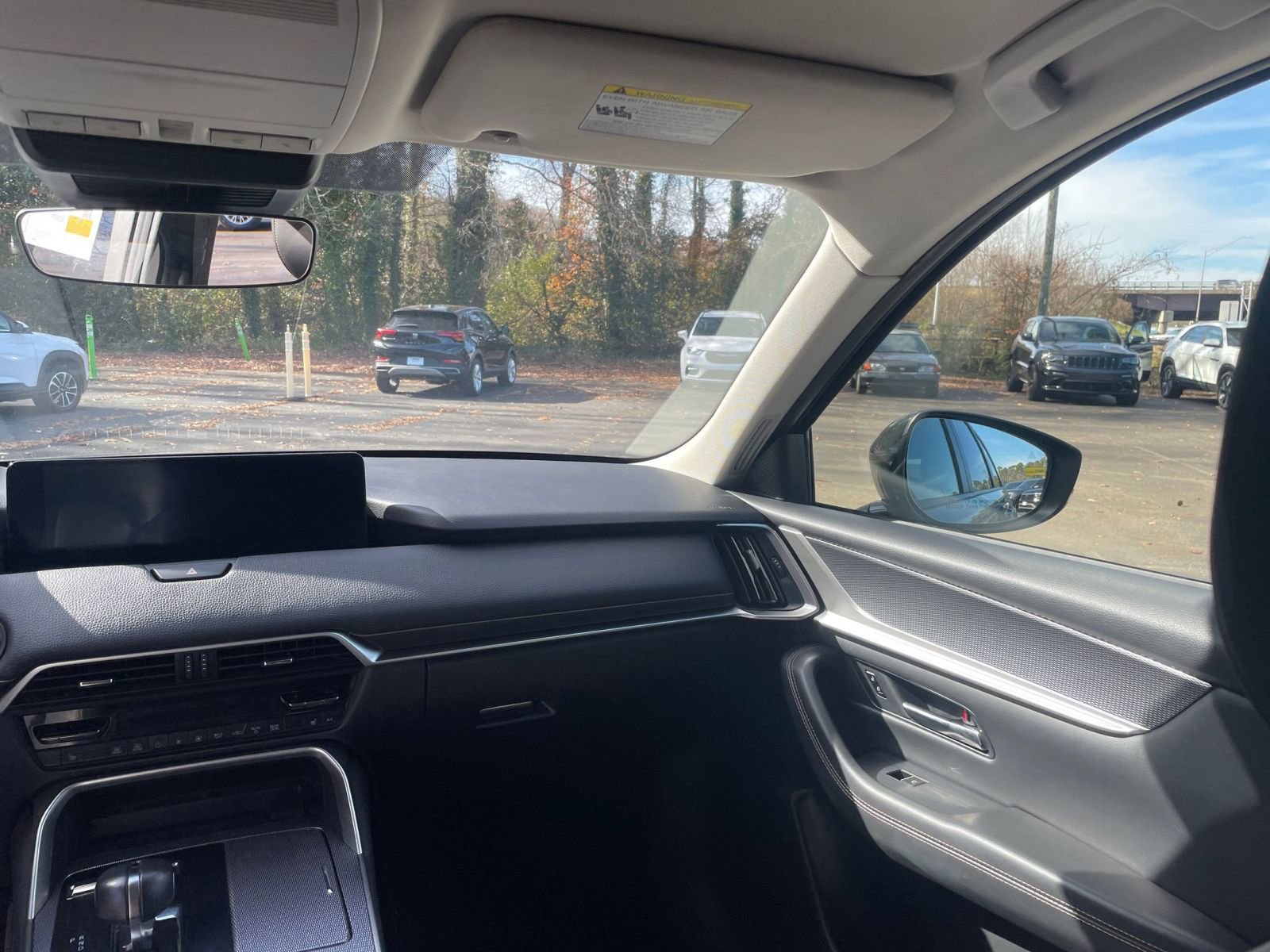 Thumbnail: 2025 Mazda CX-70 - 31