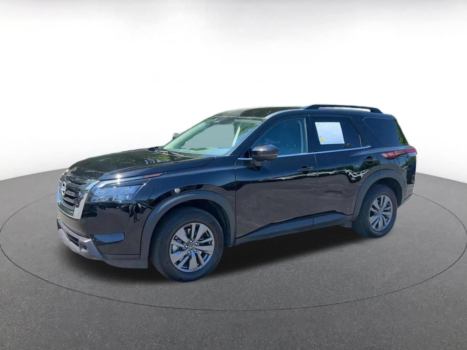 Thumbnail: 2025 Nissan Pathfinder - 8