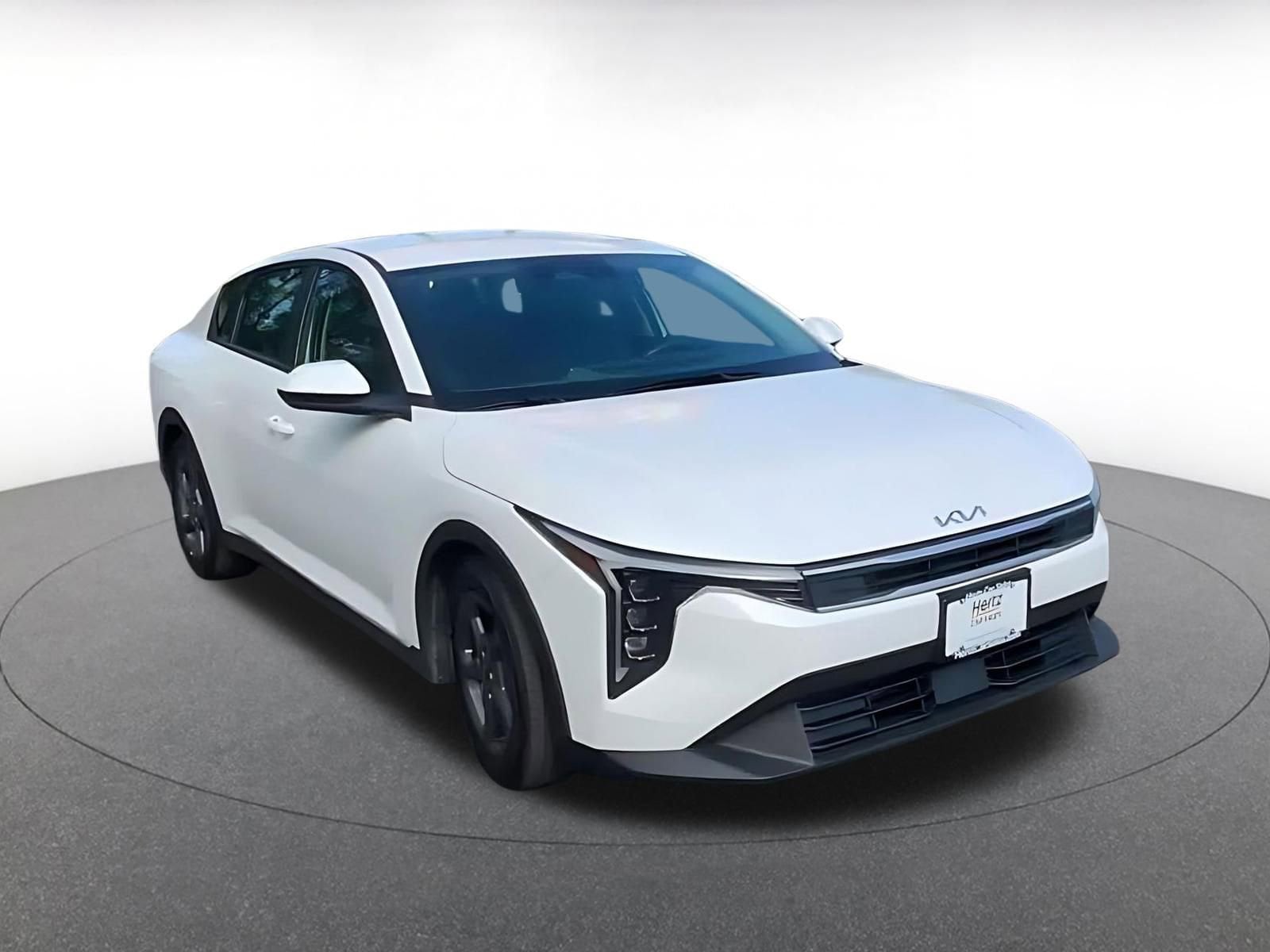 Thumbnail: 2025 Kia K4 - 3