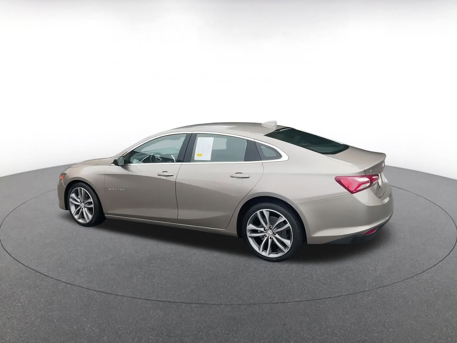 Thumbnail: 2024 Chevrolet Malibu - 10