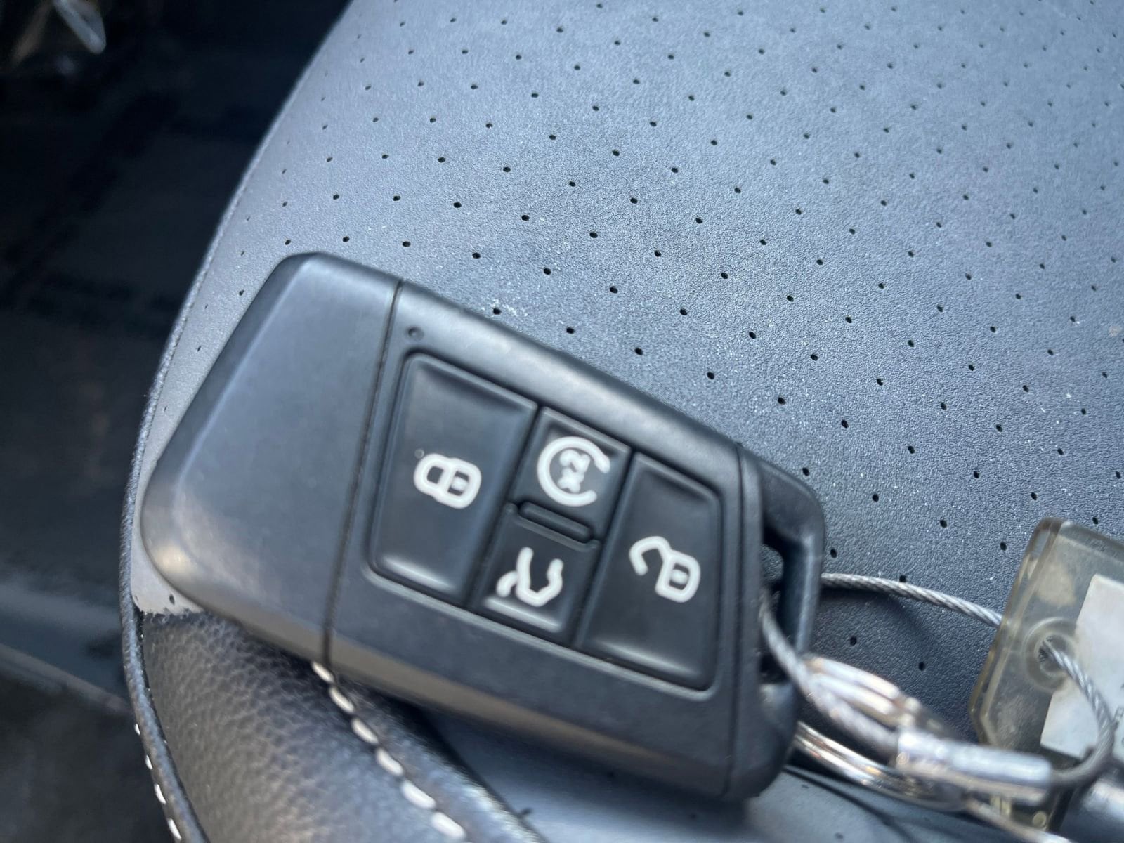 Thumbnail: 2025 Volkswagen Jetta - 24