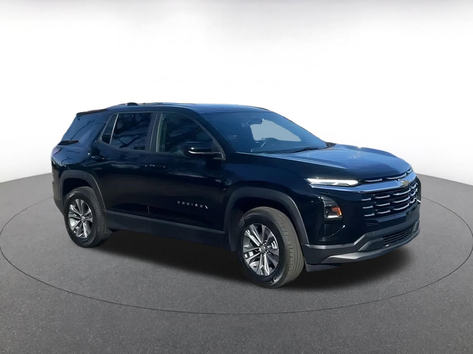 Thumbnail: 2025 Chevrolet Equinox - 2