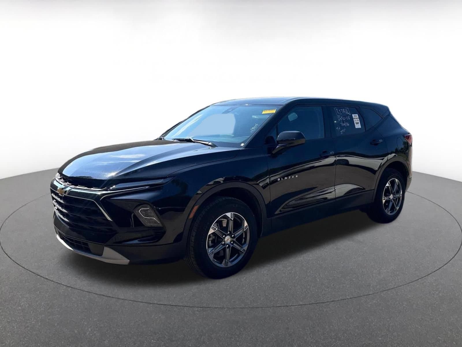 Thumbnail: 2026 Chevrolet Blazer - 8