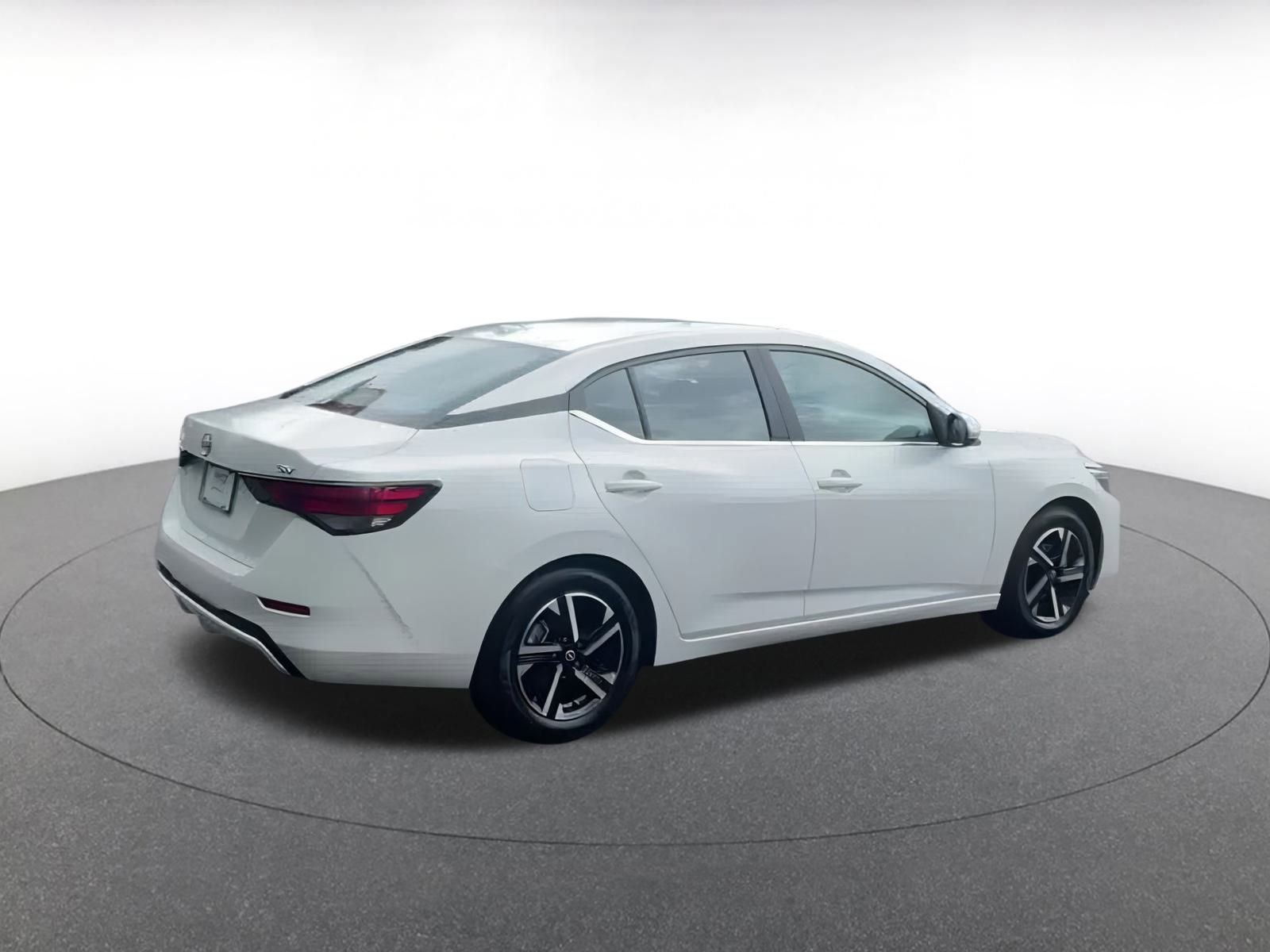 Thumbnail: 2024 Nissan Sentra - 16