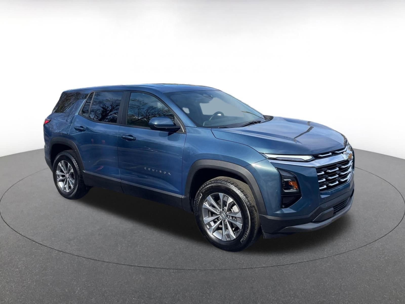 Thumbnail: 2025 Chevrolet Equinox - 1