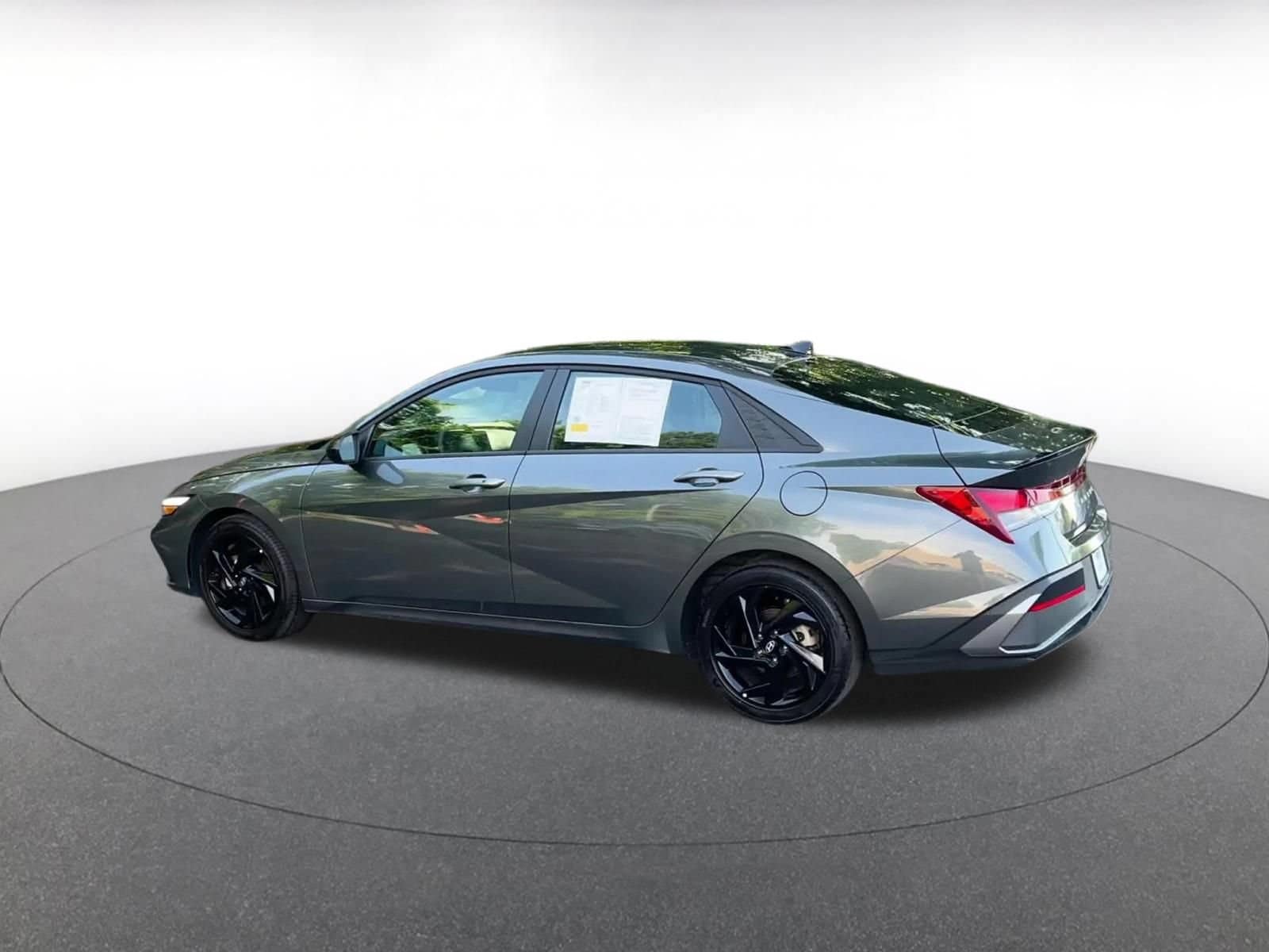 Thumbnail: 2026 Hyundai Elantra - 10