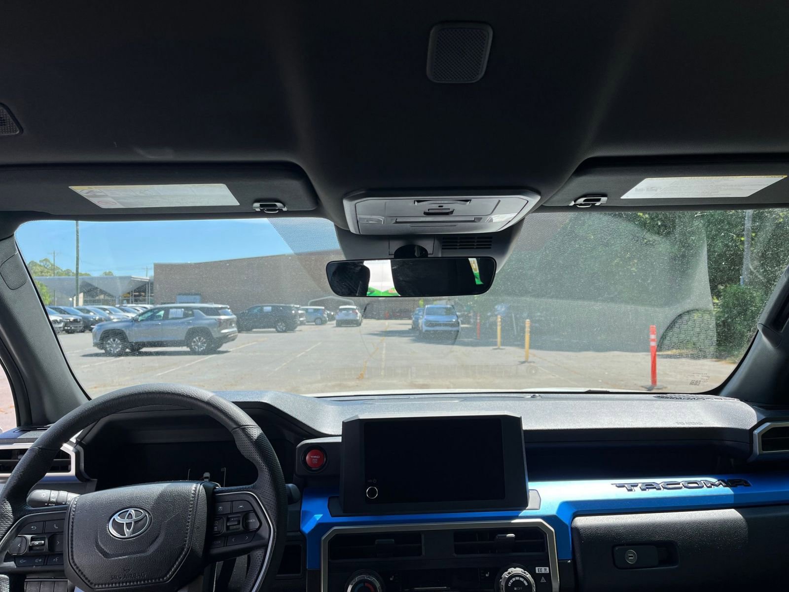 Thumbnail: 2025 Toyota Tacoma - 32