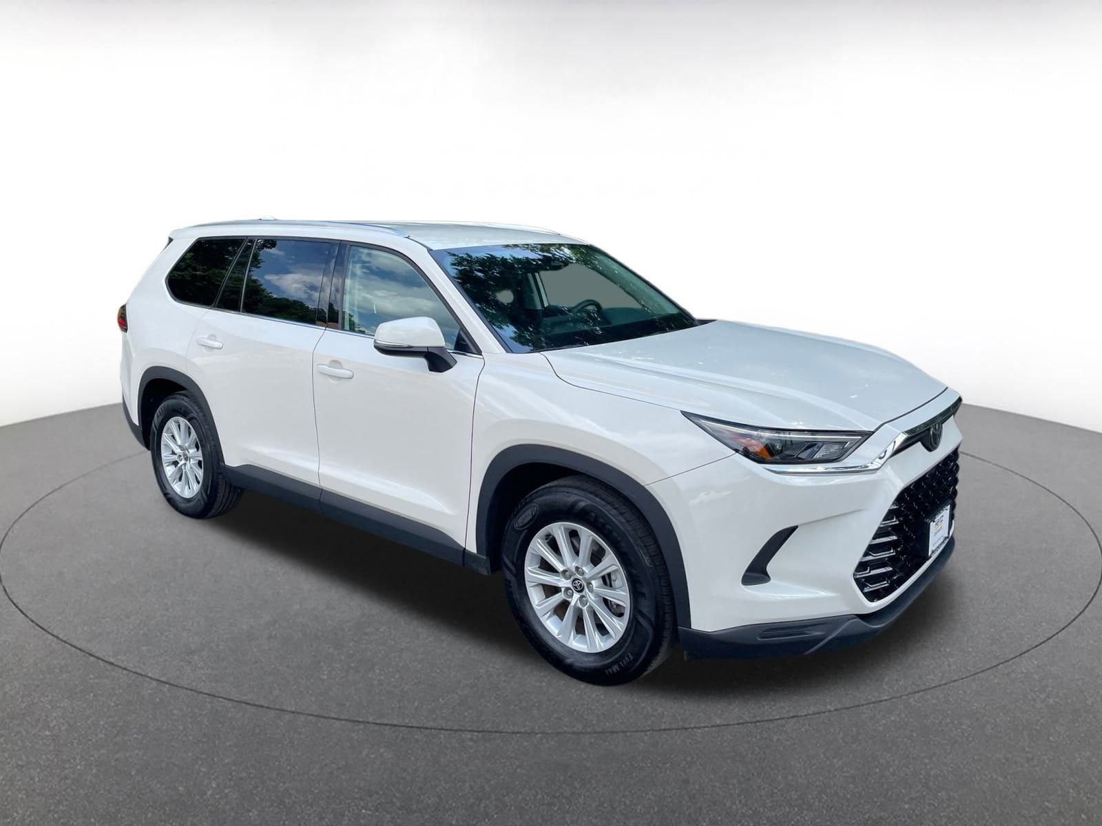 Thumbnail: 2024 Toyota Grand Highlander - 1