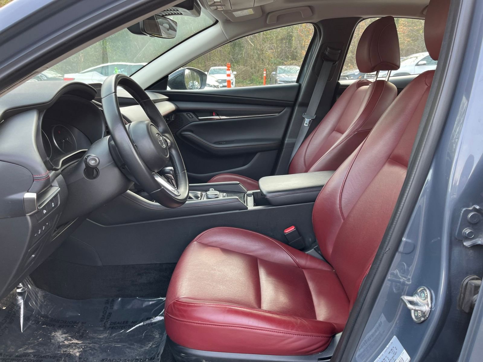 Thumbnail: 2025 Mazda Mazda3 - 25