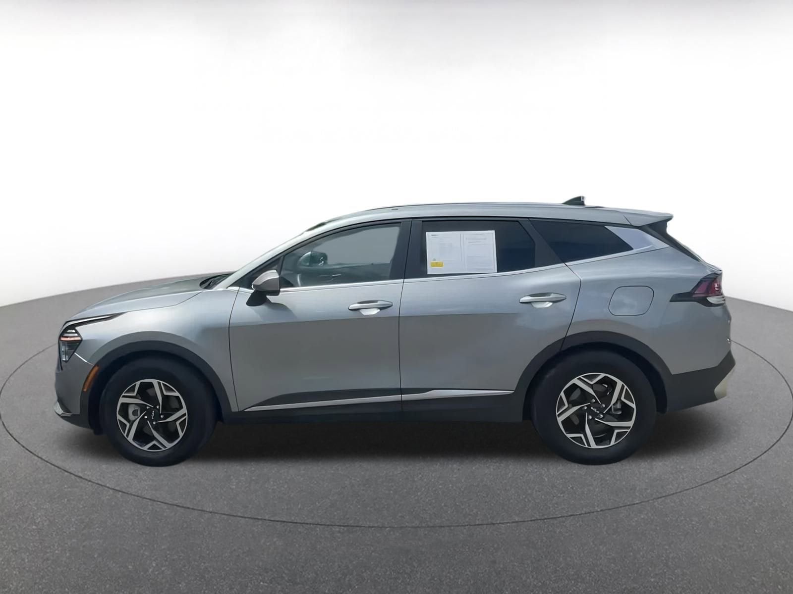 Thumbnail: 2024 Kia Sportage - 9