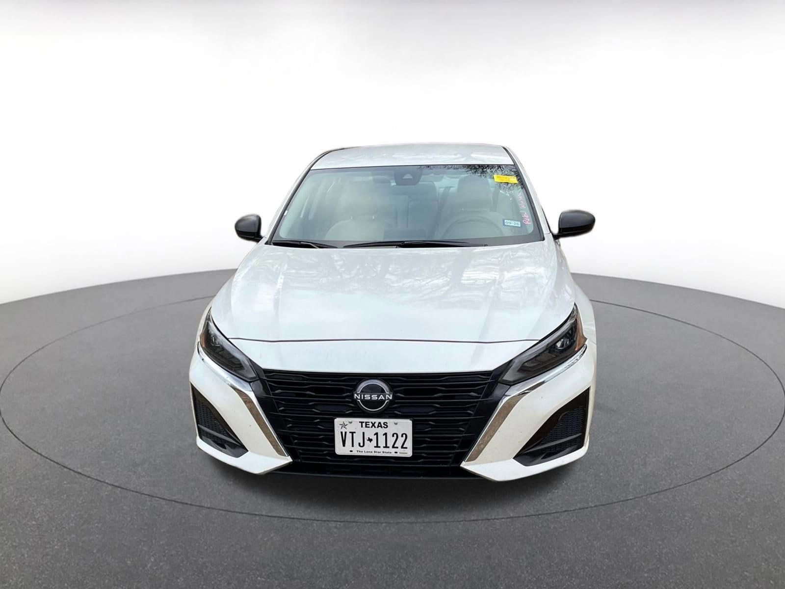 Thumbnail: 2025 Nissan Altima - 4