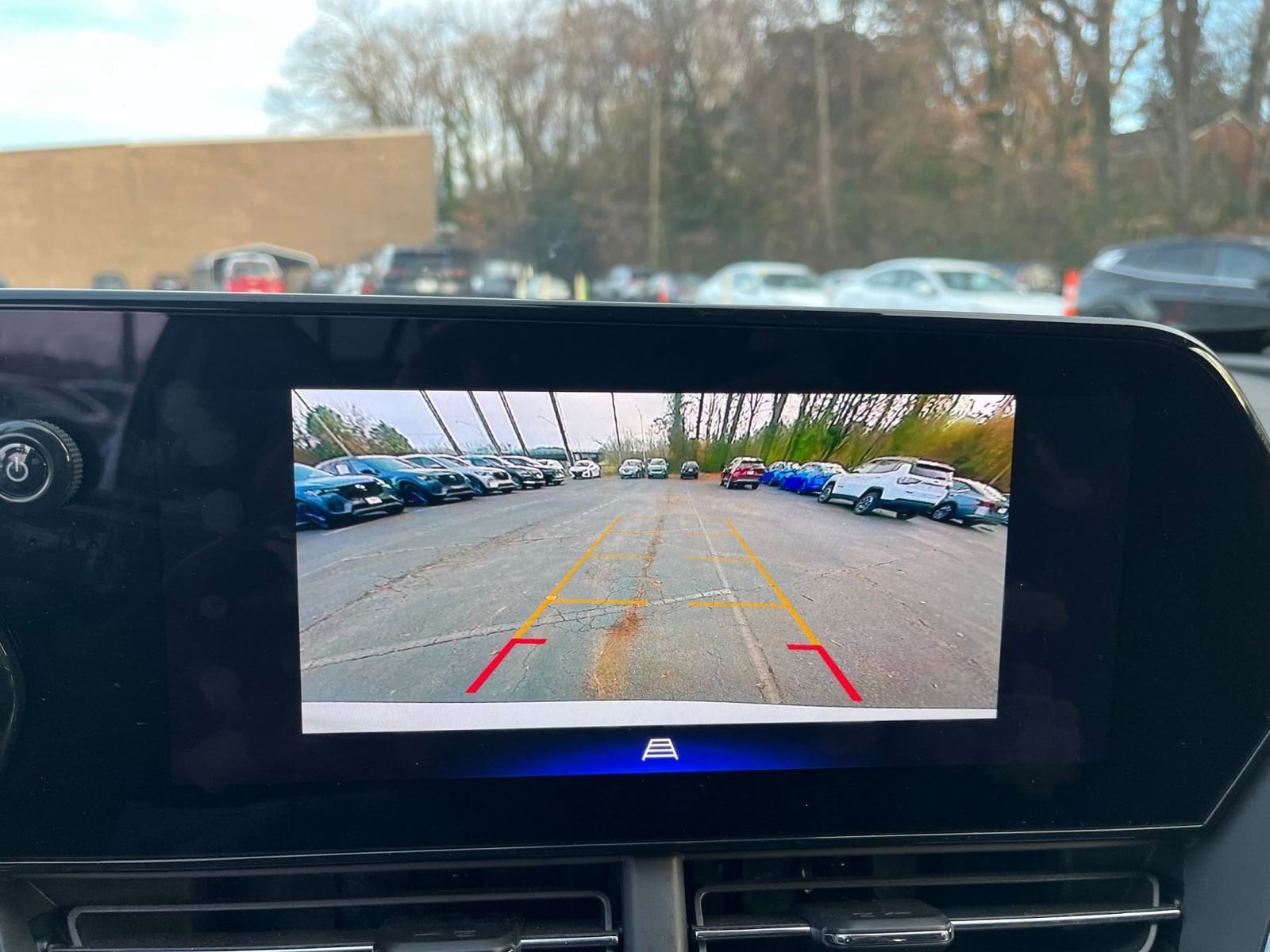 Thumbnail: 2025 Chevrolet Trax - 17