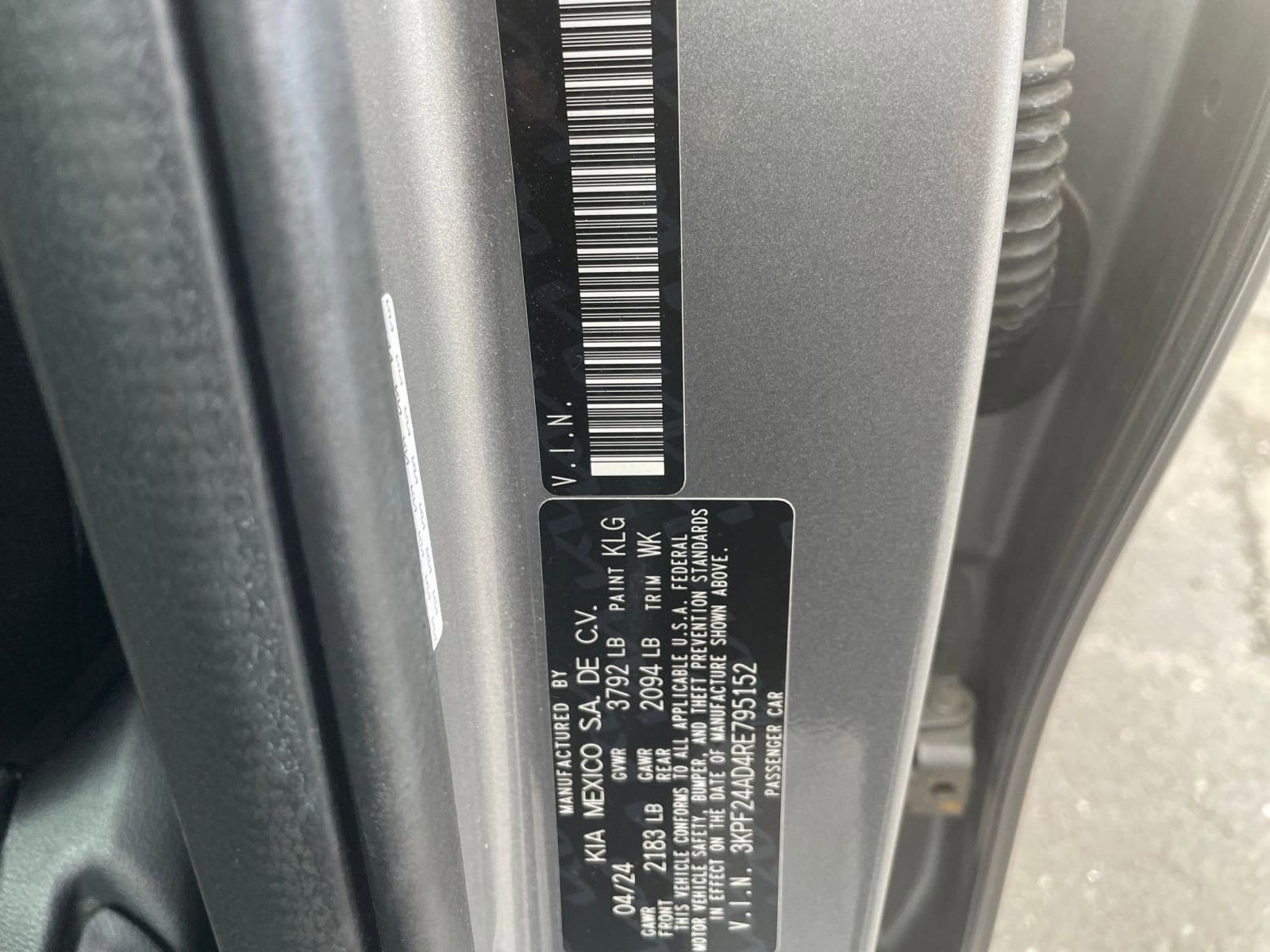 Thumbnail: 2024 Kia Forte - 24