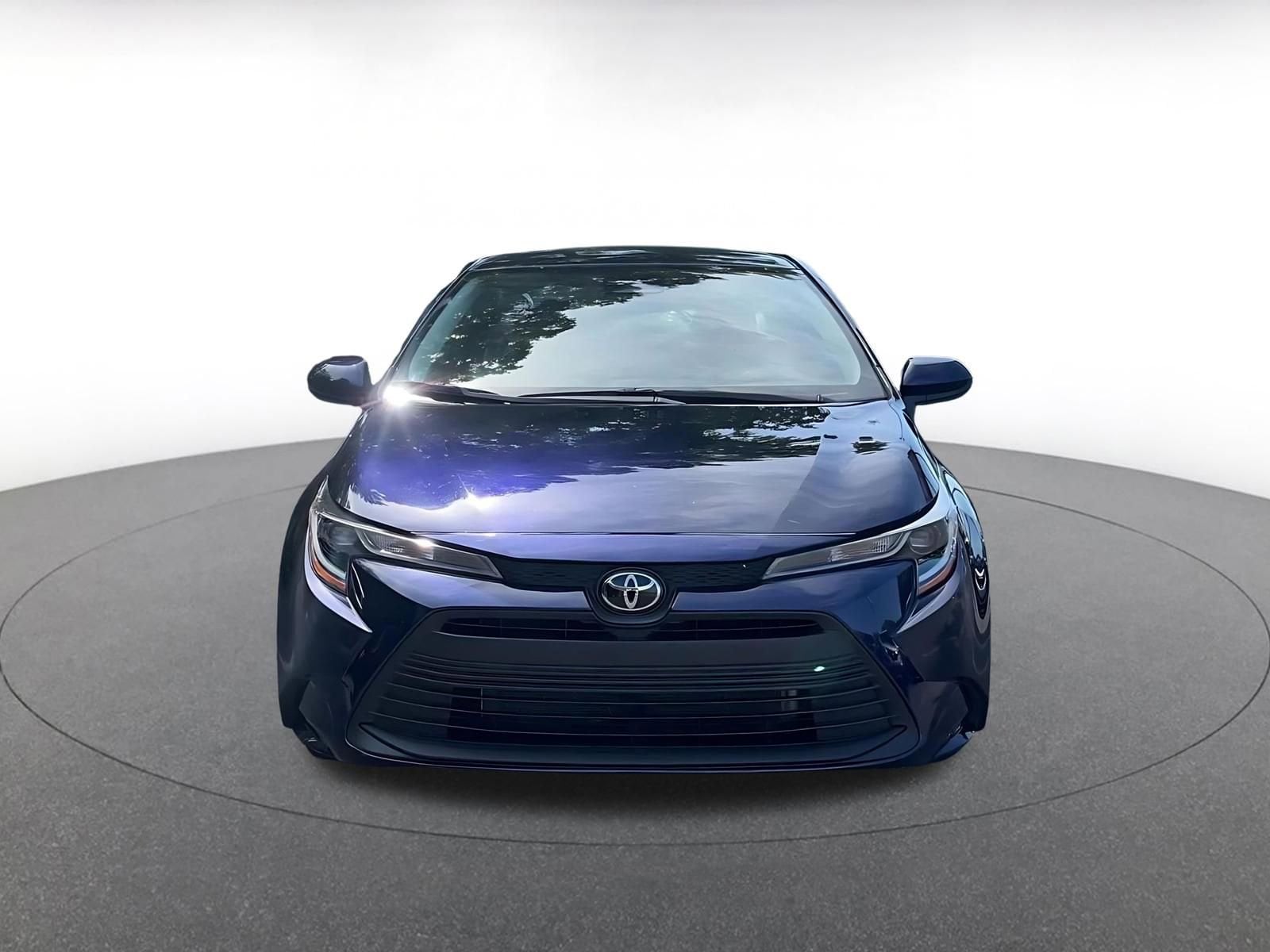 Thumbnail: 2025 Toyota Corolla - 4