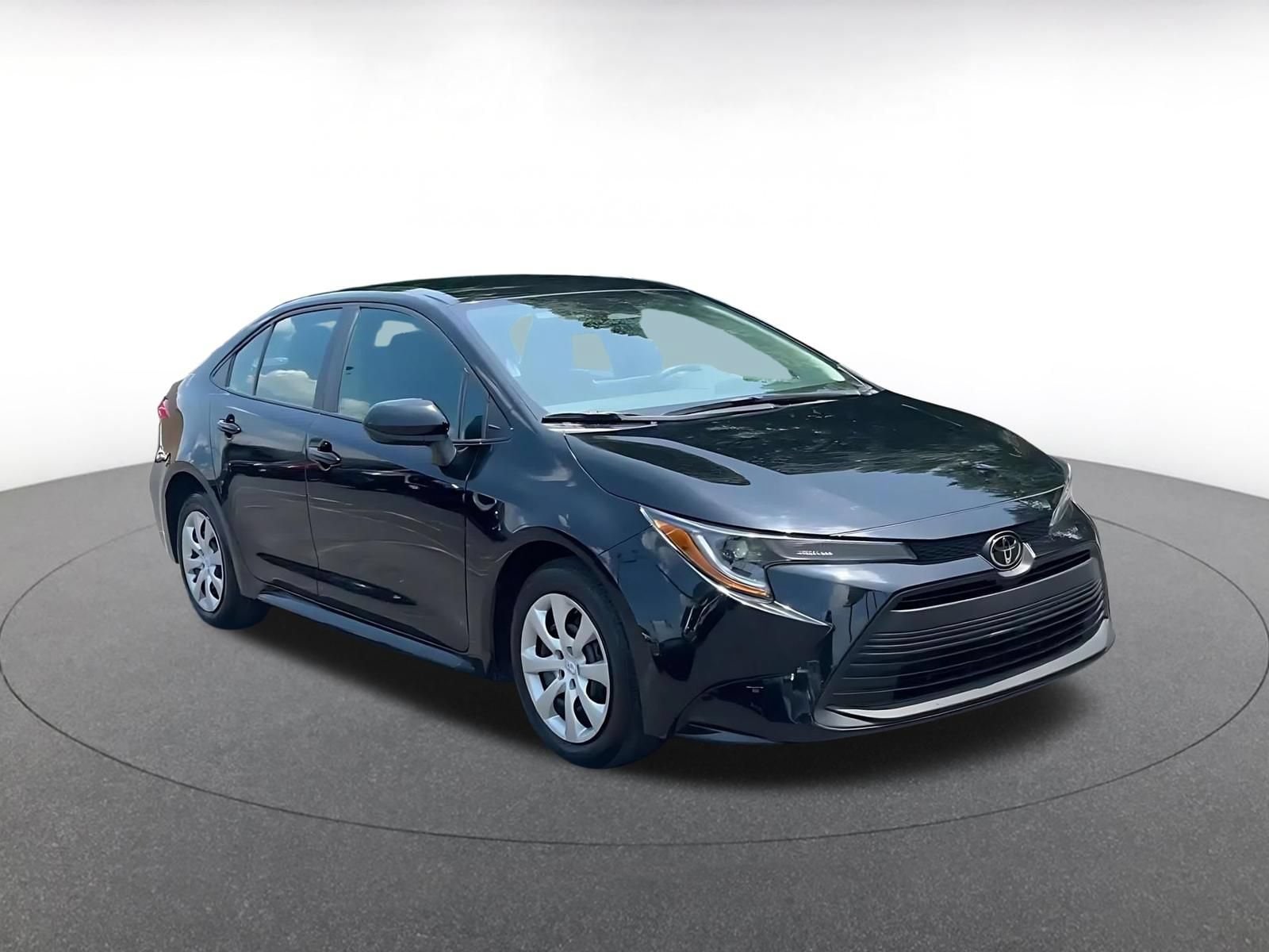 Thumbnail: 2025 Toyota Corolla - 2