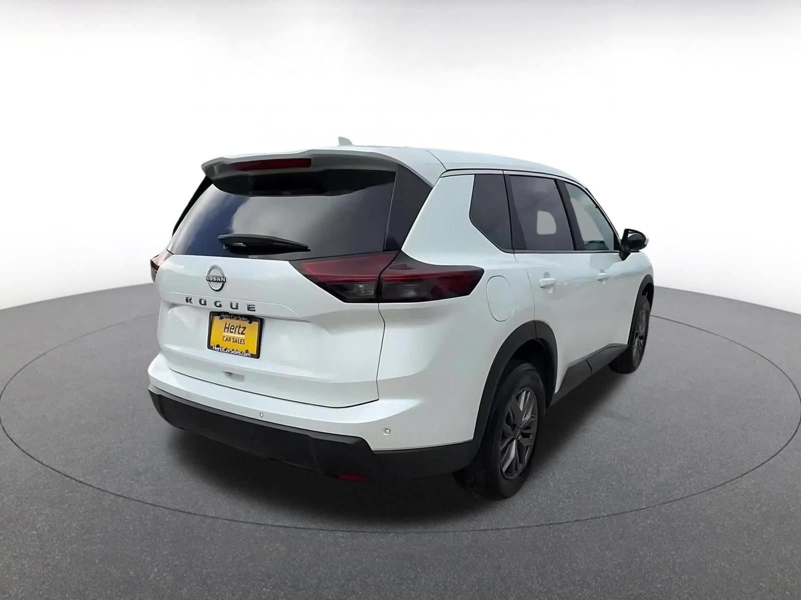 Thumbnail: 2026 Nissan Rogue - 14