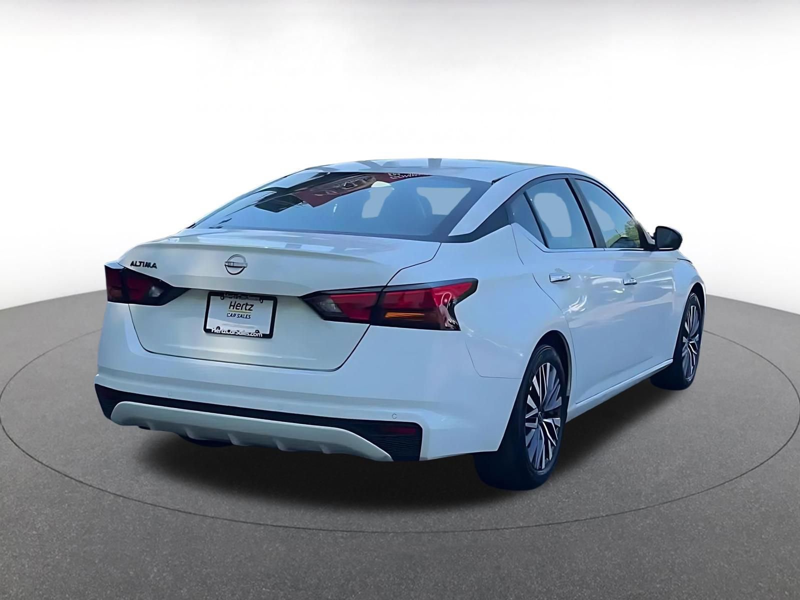 Thumbnail: 2025 Nissan Altima - 14