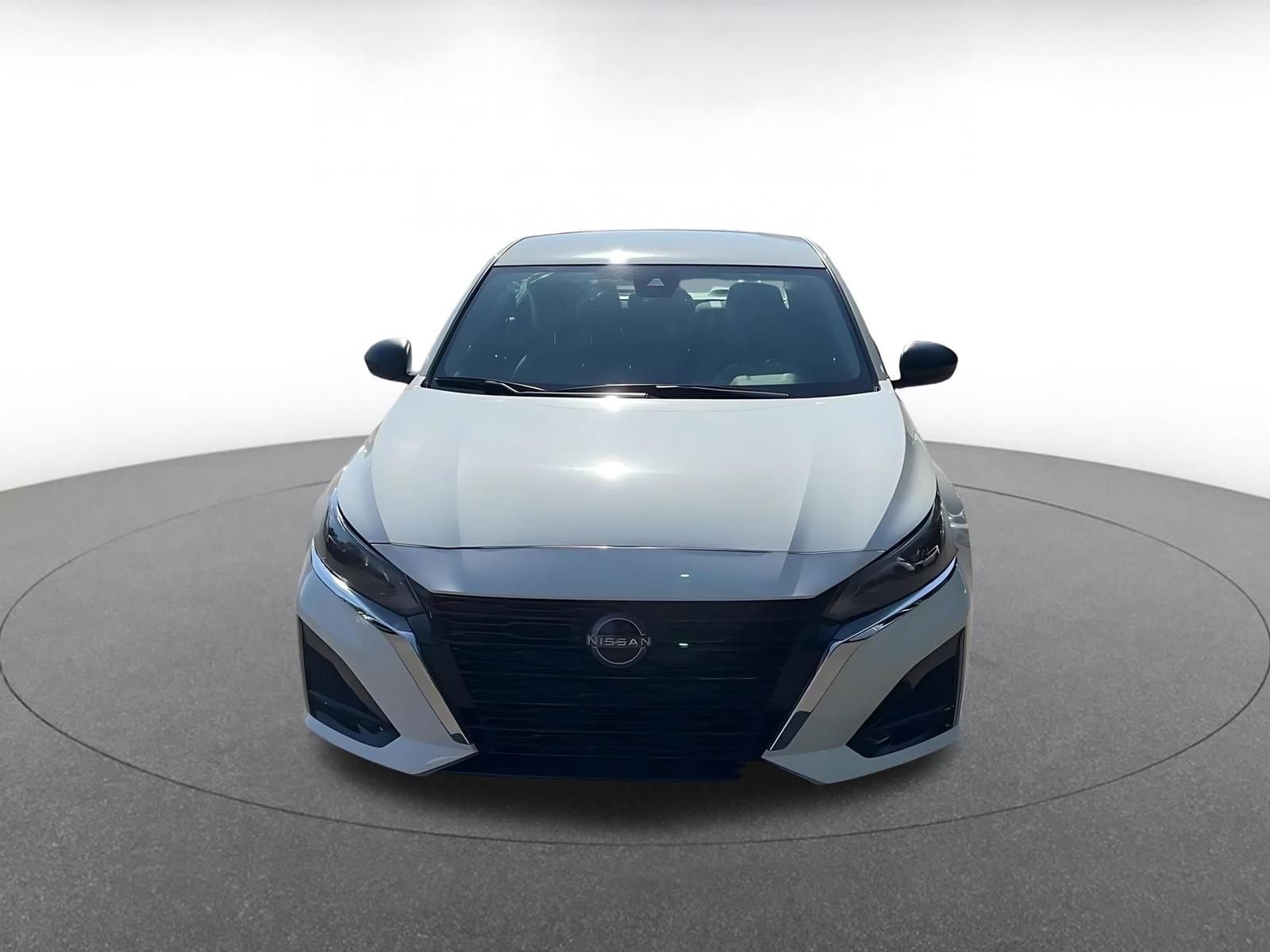 Thumbnail: 2025 Nissan Altima - 4