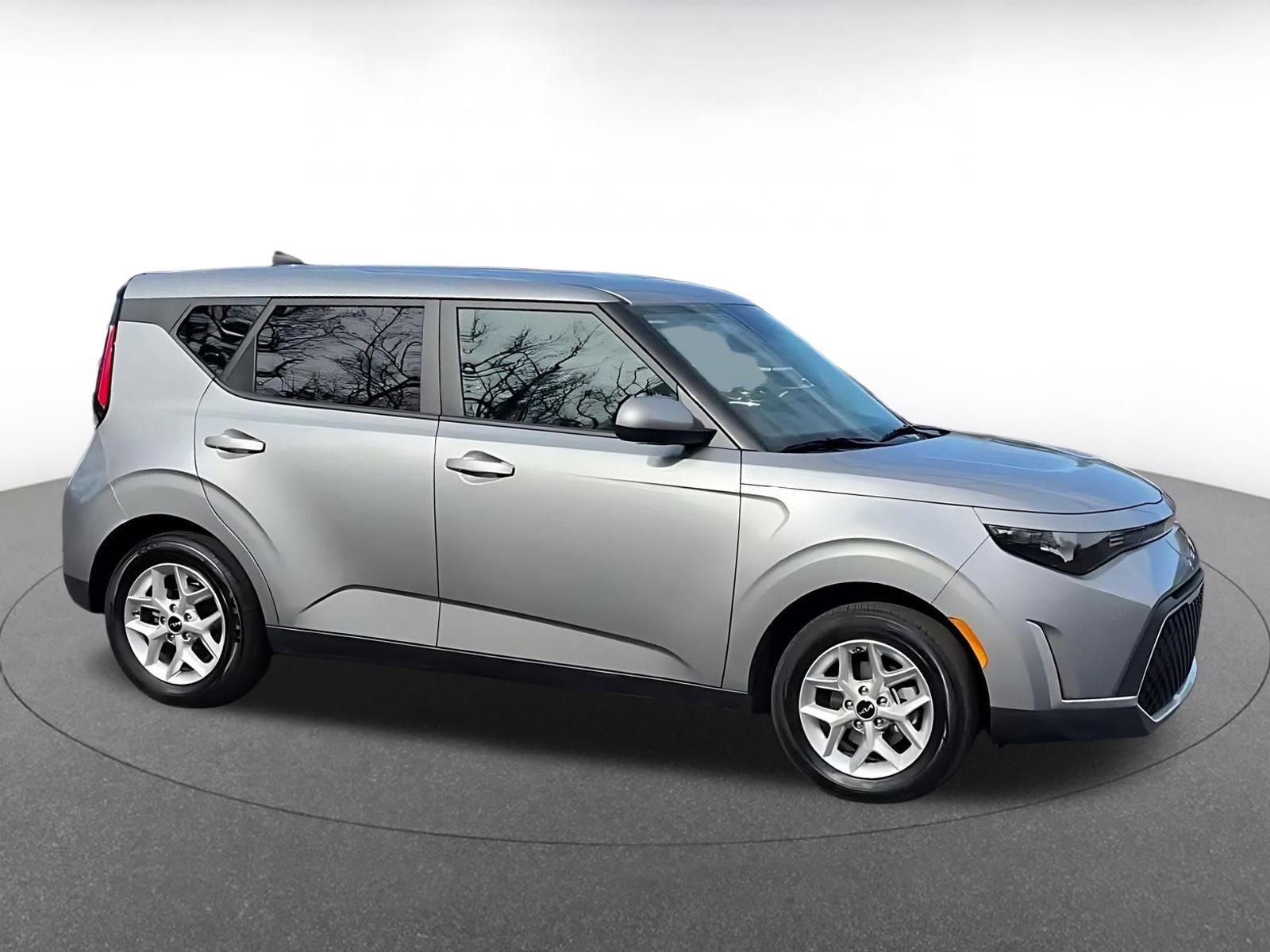 Thumbnail: 2025 Kia Soul - 16