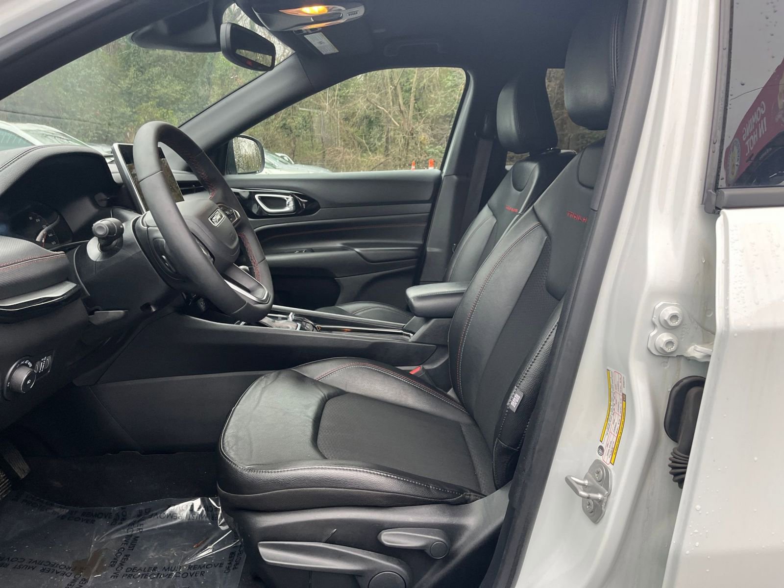 Thumbnail: 2025 Jeep Compass - 25