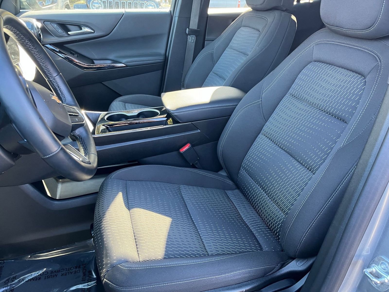 Thumbnail: 2025 Chevrolet Equinox - 32