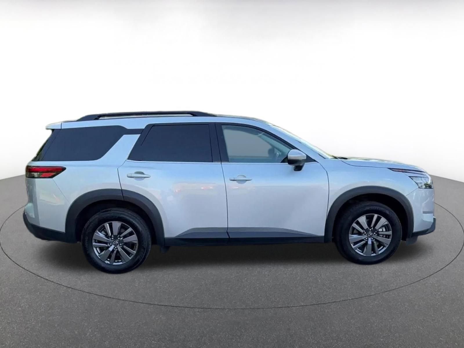 Thumbnail: 2025 Nissan Pathfinder - 15
