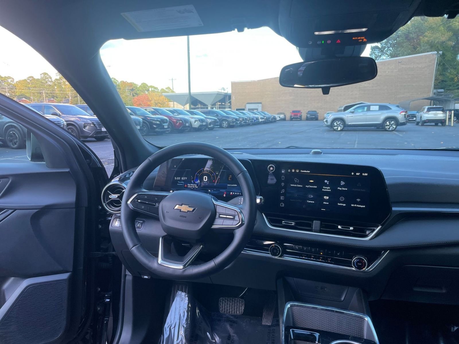 Thumbnail: 2025 Chevrolet Equinox - 30