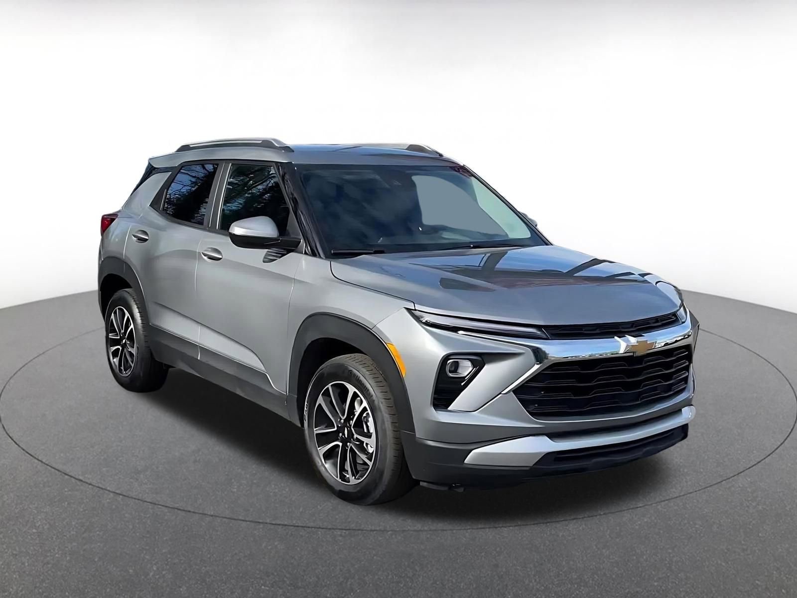 Thumbnail: 2025 Chevrolet TrailBlazer - 3