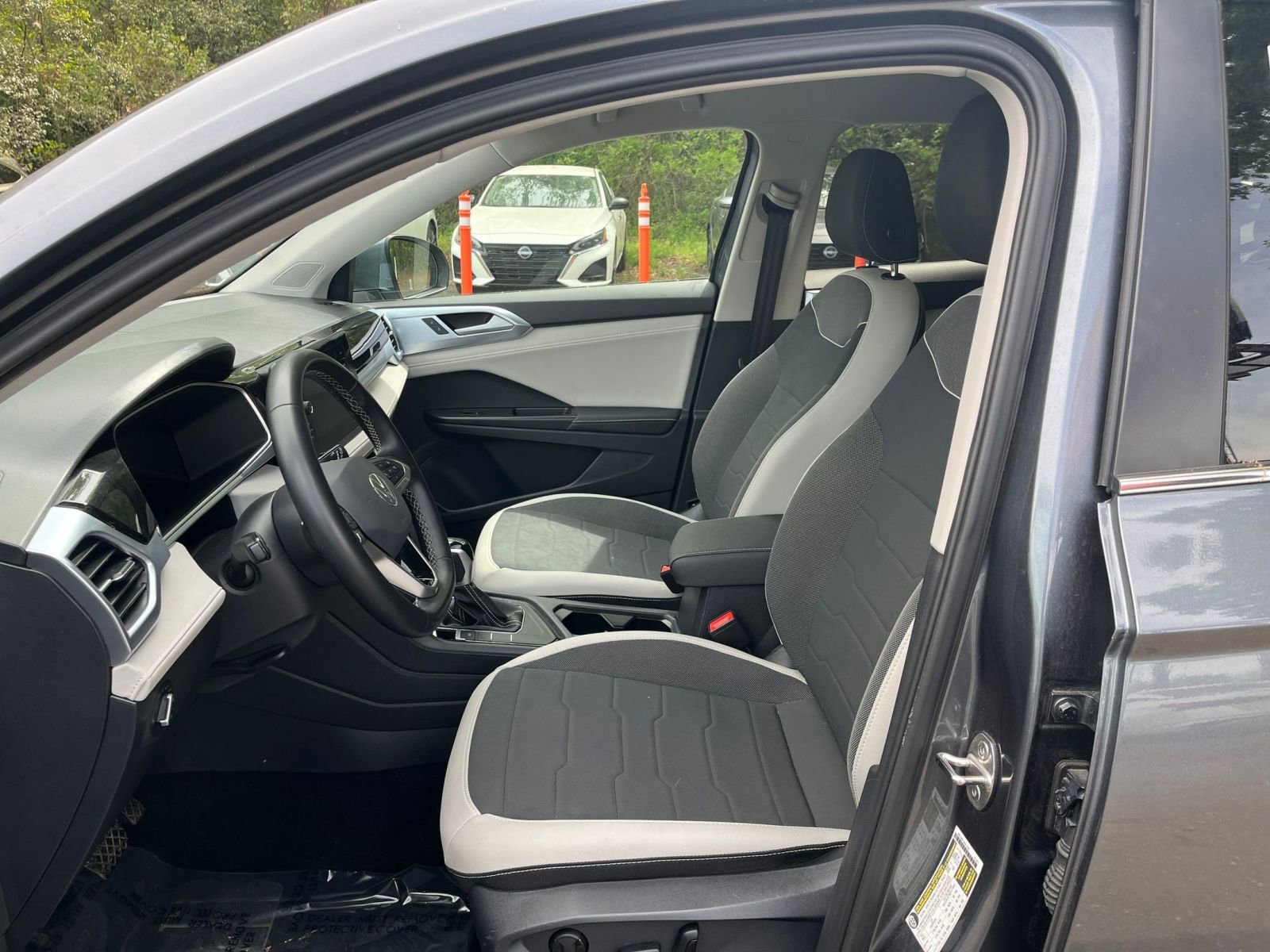 Thumbnail: 2025 Volkswagen Taos - 28