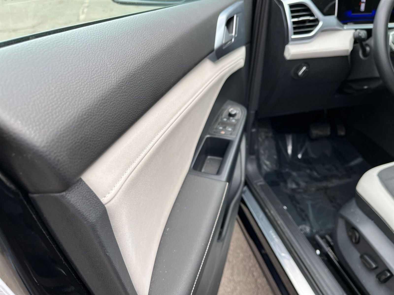 Thumbnail: 2025 Volkswagen Taos - 18