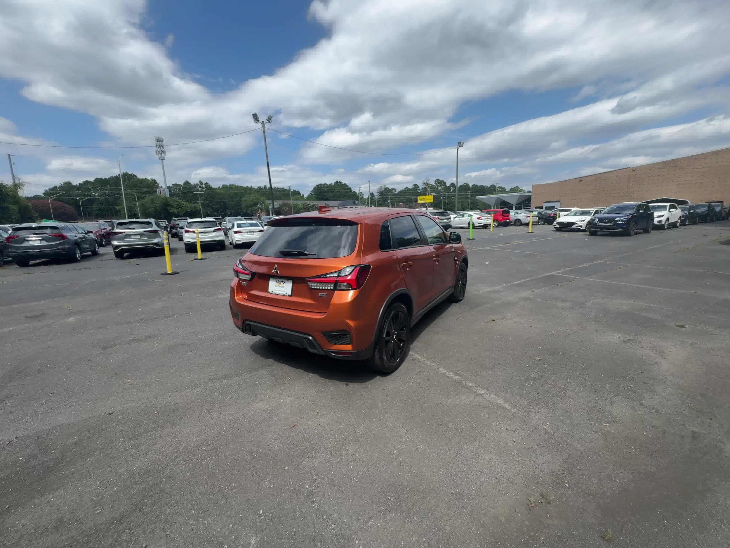 2022 Mitsubishi Outlander Sport LE 13