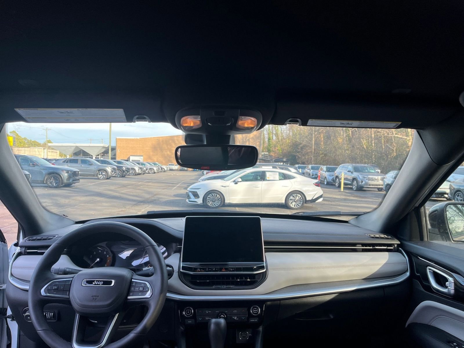 Thumbnail: 2025 Jeep Compass - 34