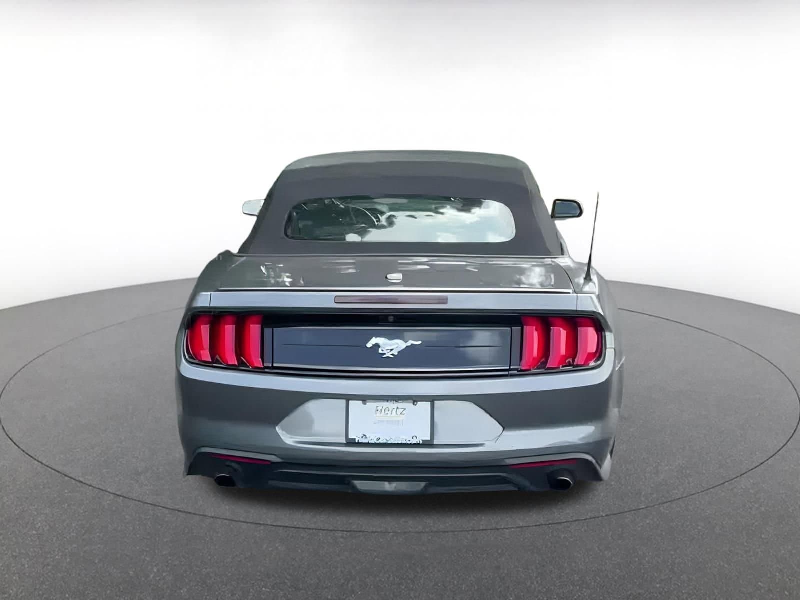 Thumbnail: 2022 Ford Mustang - 12