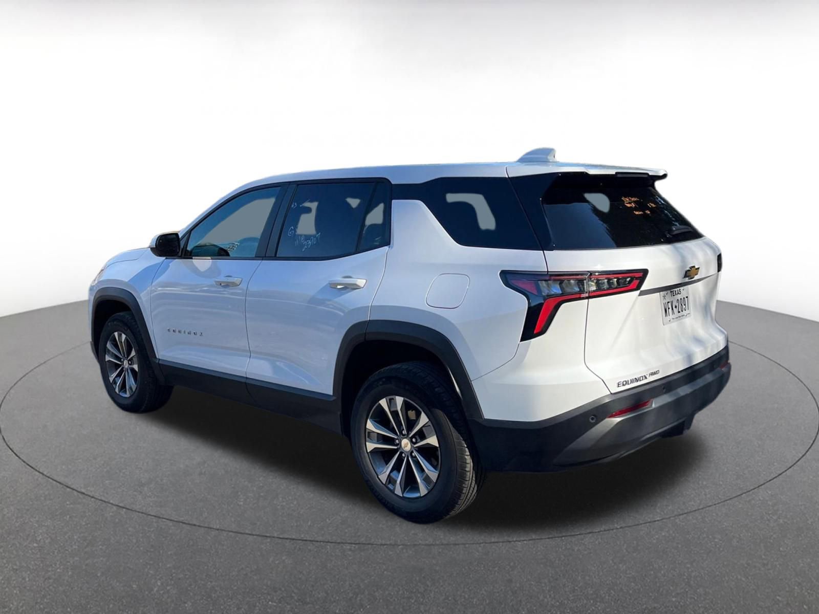 Thumbnail: 2025 Chevrolet Equinox - 10