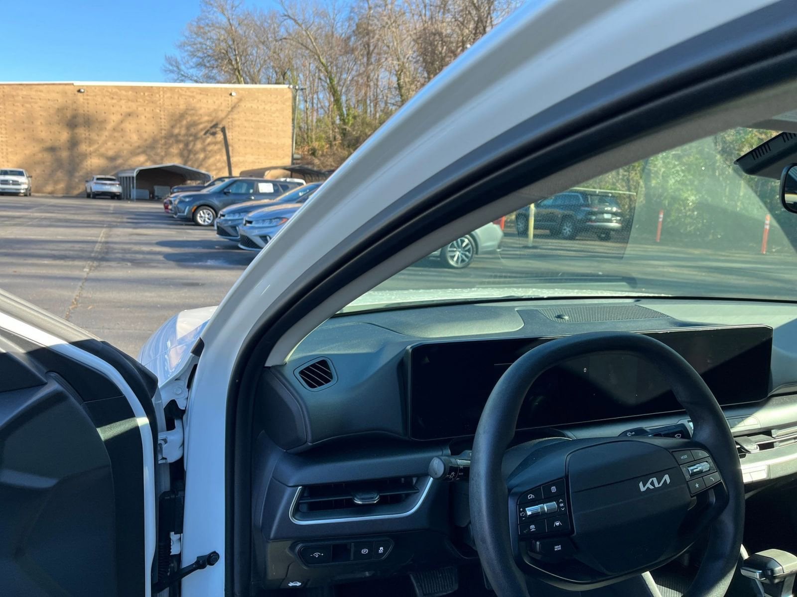 Thumbnail: 2025 Kia K4 - 33