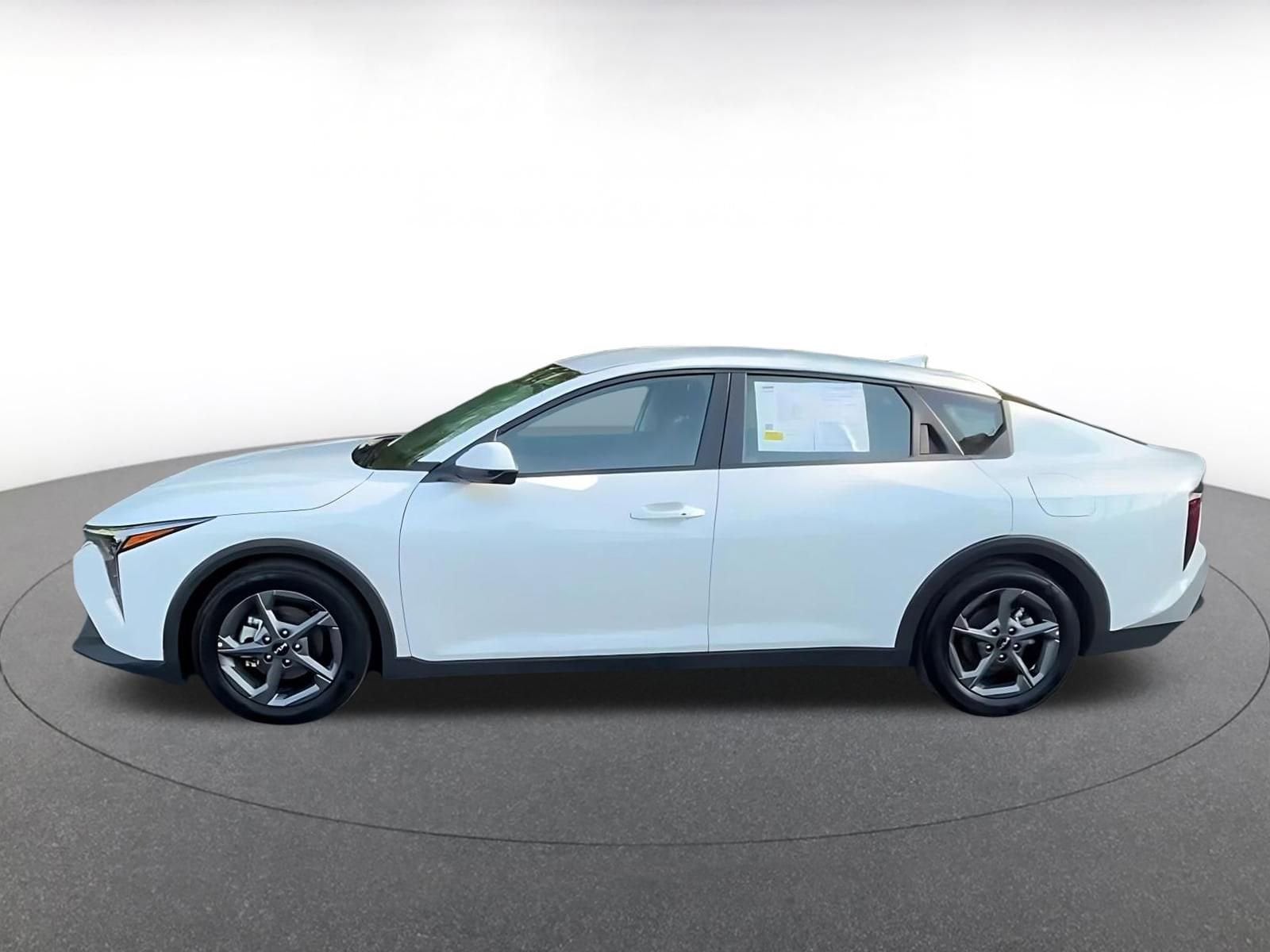 Thumbnail: 2025 Kia K4 - 9