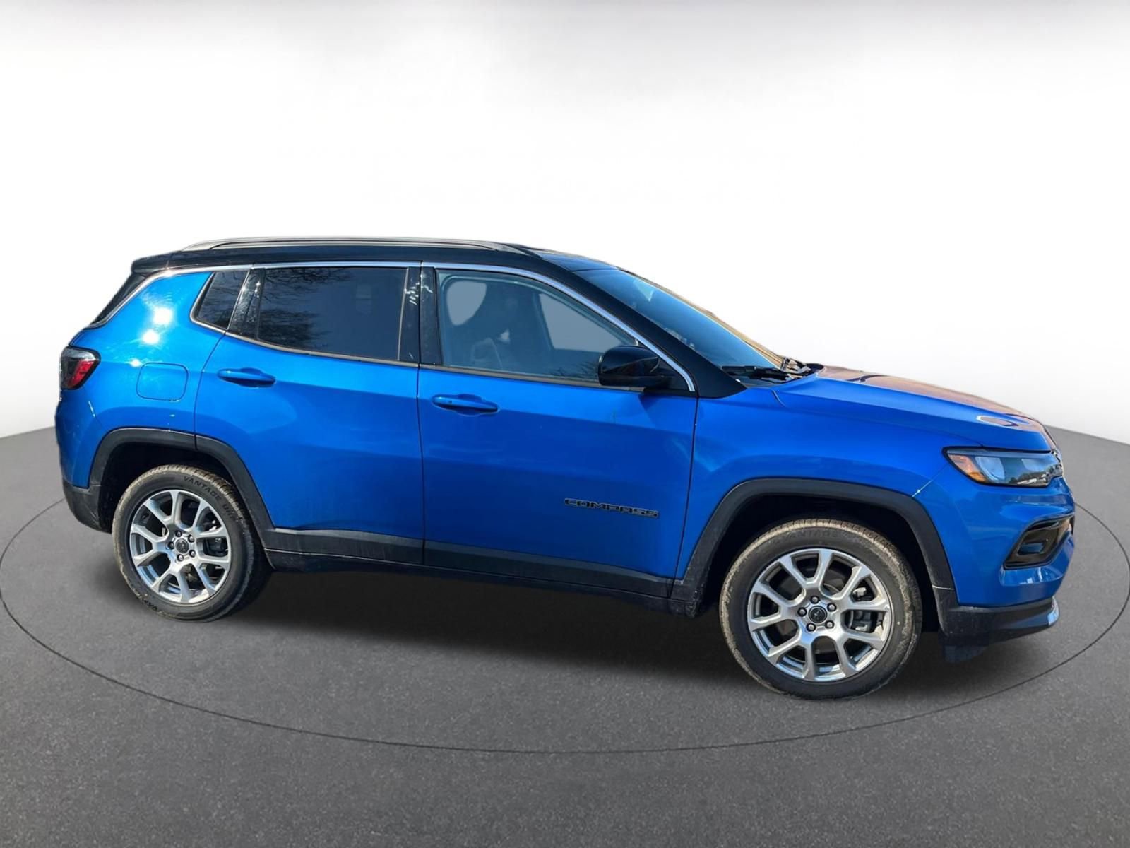 Thumbnail: 2025 Jeep Compass - 18