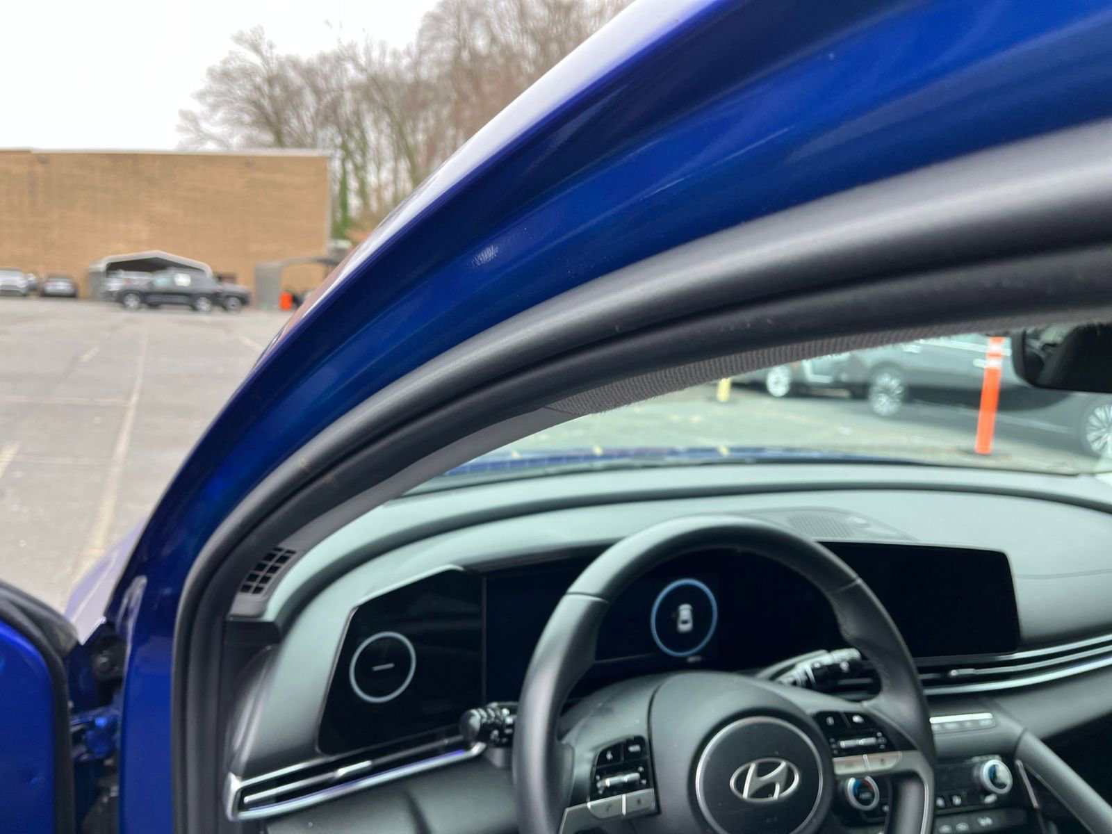 Thumbnail: 2025 Hyundai Elantra - 33