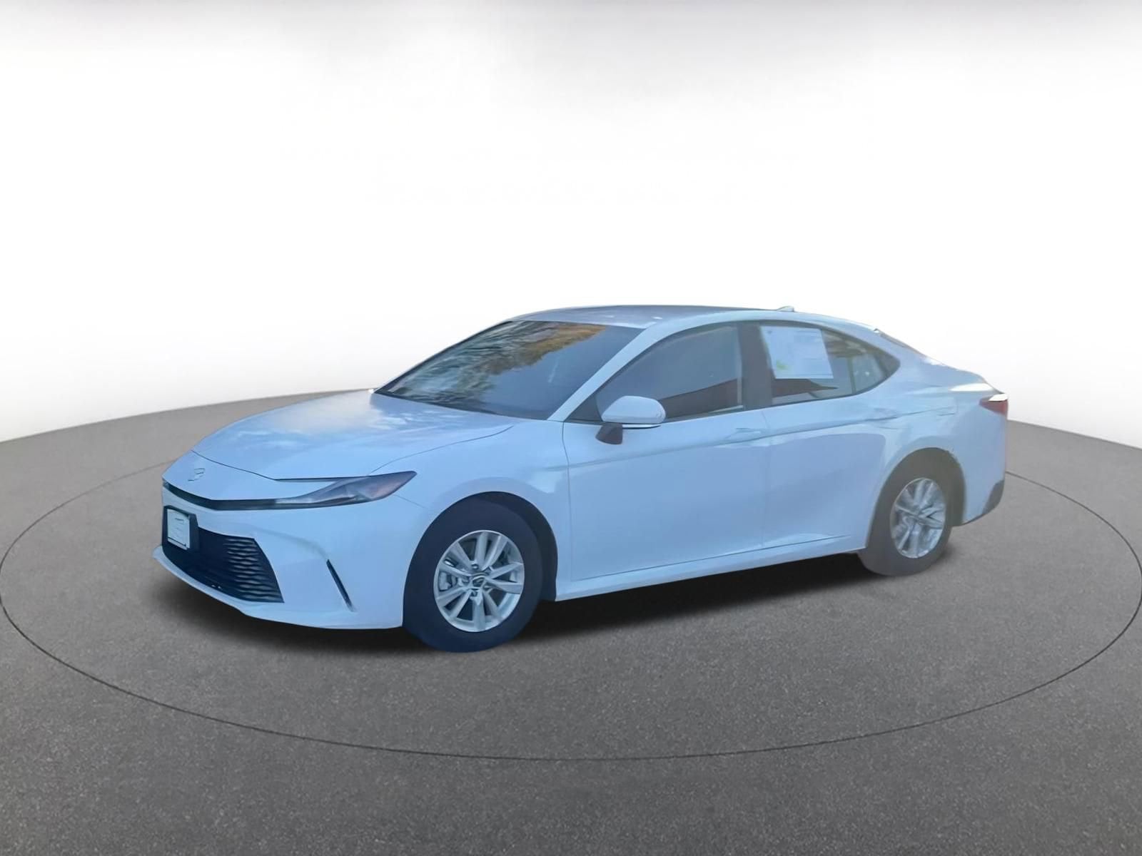 Thumbnail: 2025 Toyota Camry - 4