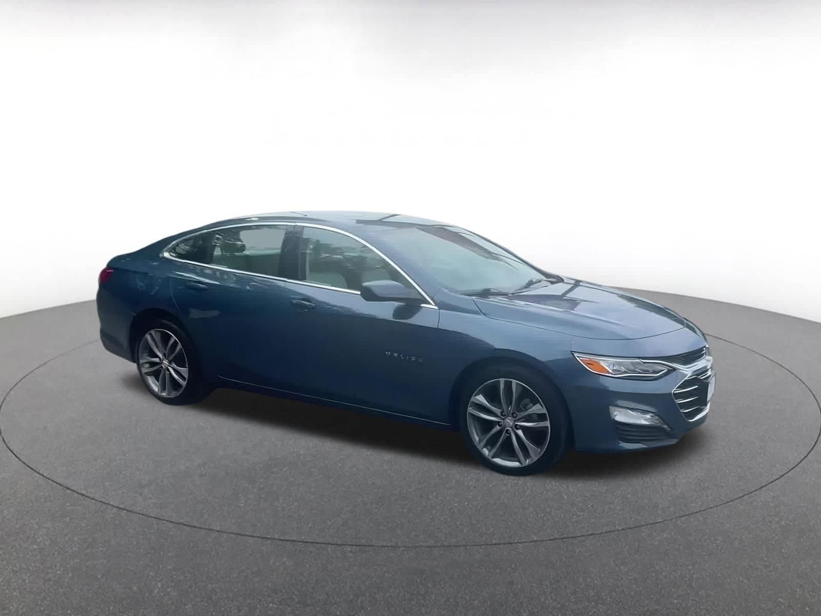 Thumbnail: 2024 Chevrolet Malibu - 2