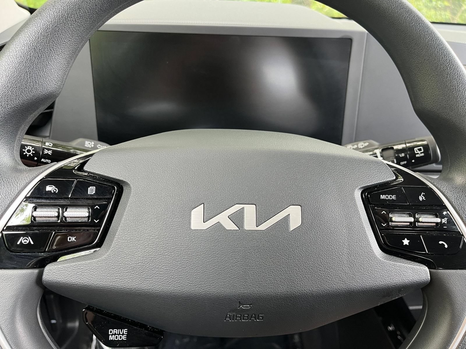 Thumbnail: 2026 Kia Niro - 25